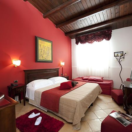 Charme Hotel Villa Principe Fitalia 法努撒 外观 照片