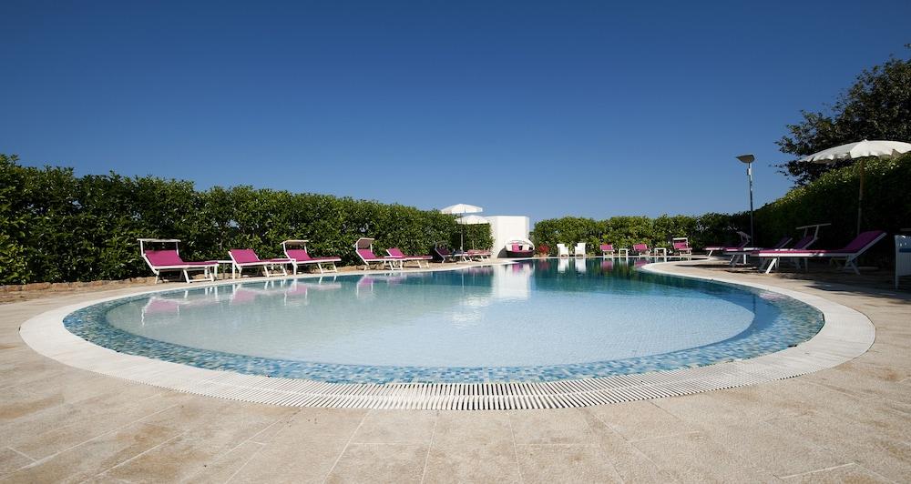 Charme Hotel Villa Principe Fitalia 法努撒 外观 照片