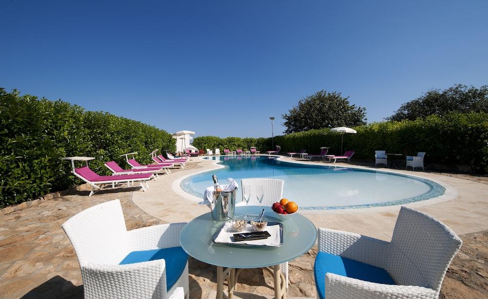 Charme Hotel Villa Principe Fitalia 法努撒 外观 照片