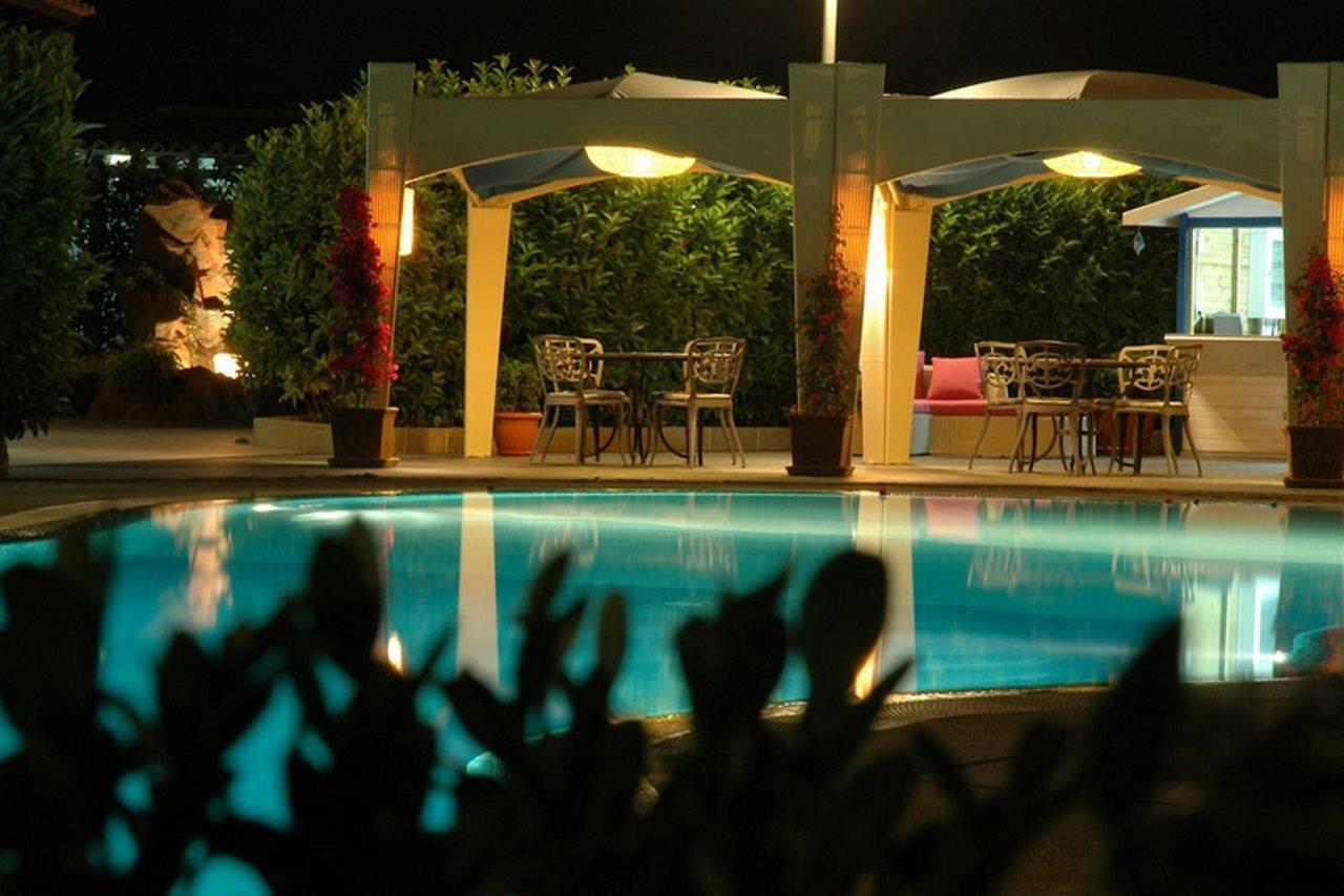 Charme Hotel Villa Principe Fitalia 法努撒 外观 照片